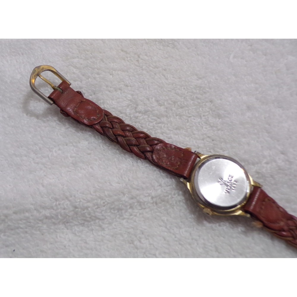 FENDI Womens Watch Braided Band Gold Tone Bezel Swiss Watch Visage 1432 Quartz - Picture 4 of 6
